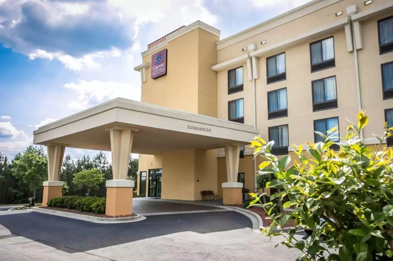 Comfort Suites Columbia Northeast - Fort Jackson Exterior photo