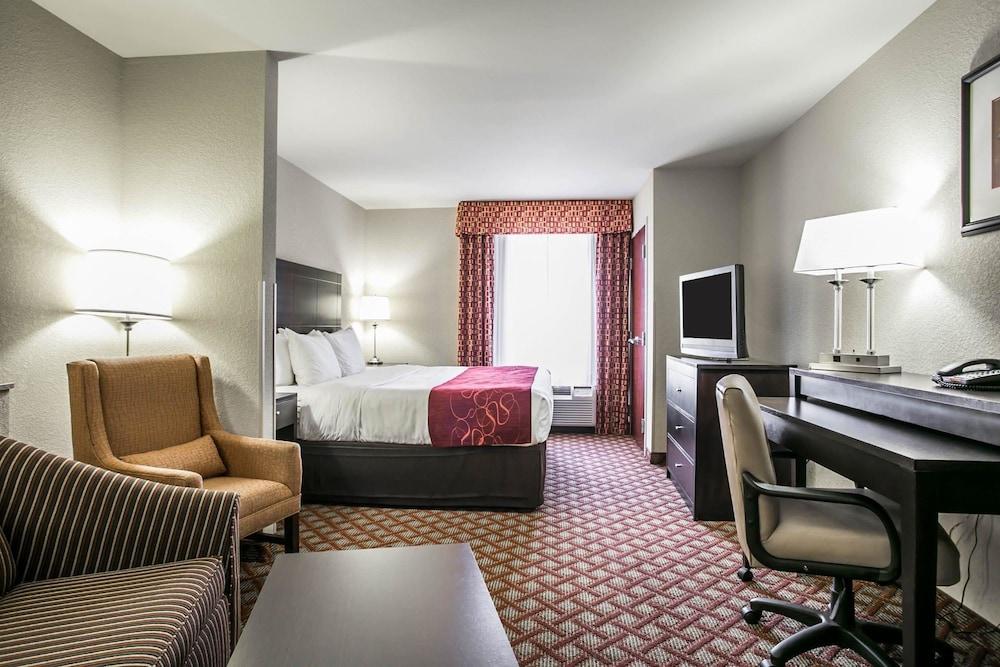 Comfort Suites Columbia Northeast - Fort Jackson Exterior photo