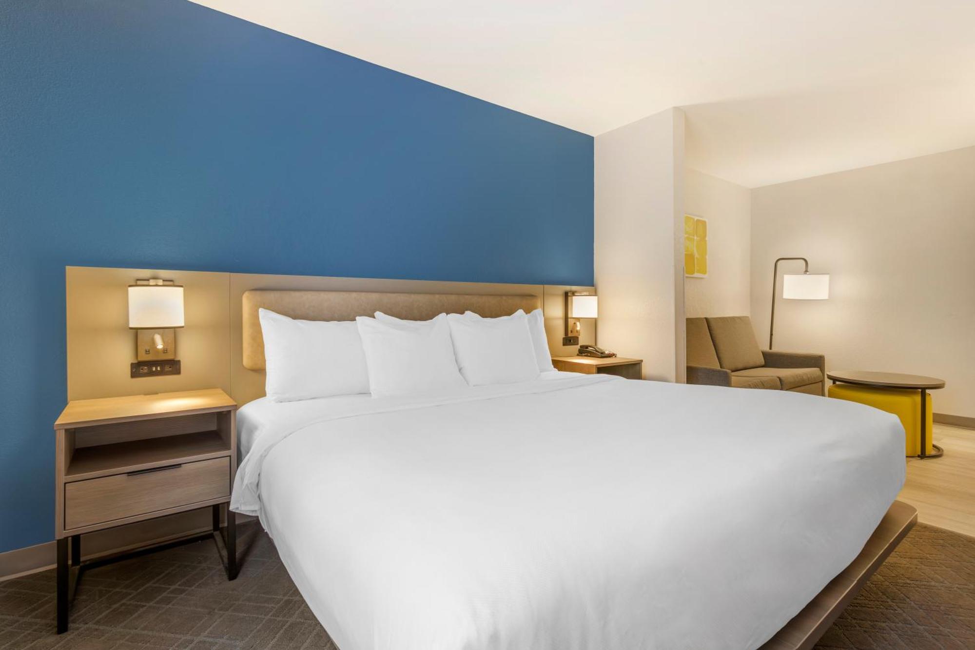 Comfort Suites Columbia Northeast - Fort Jackson Exterior photo
